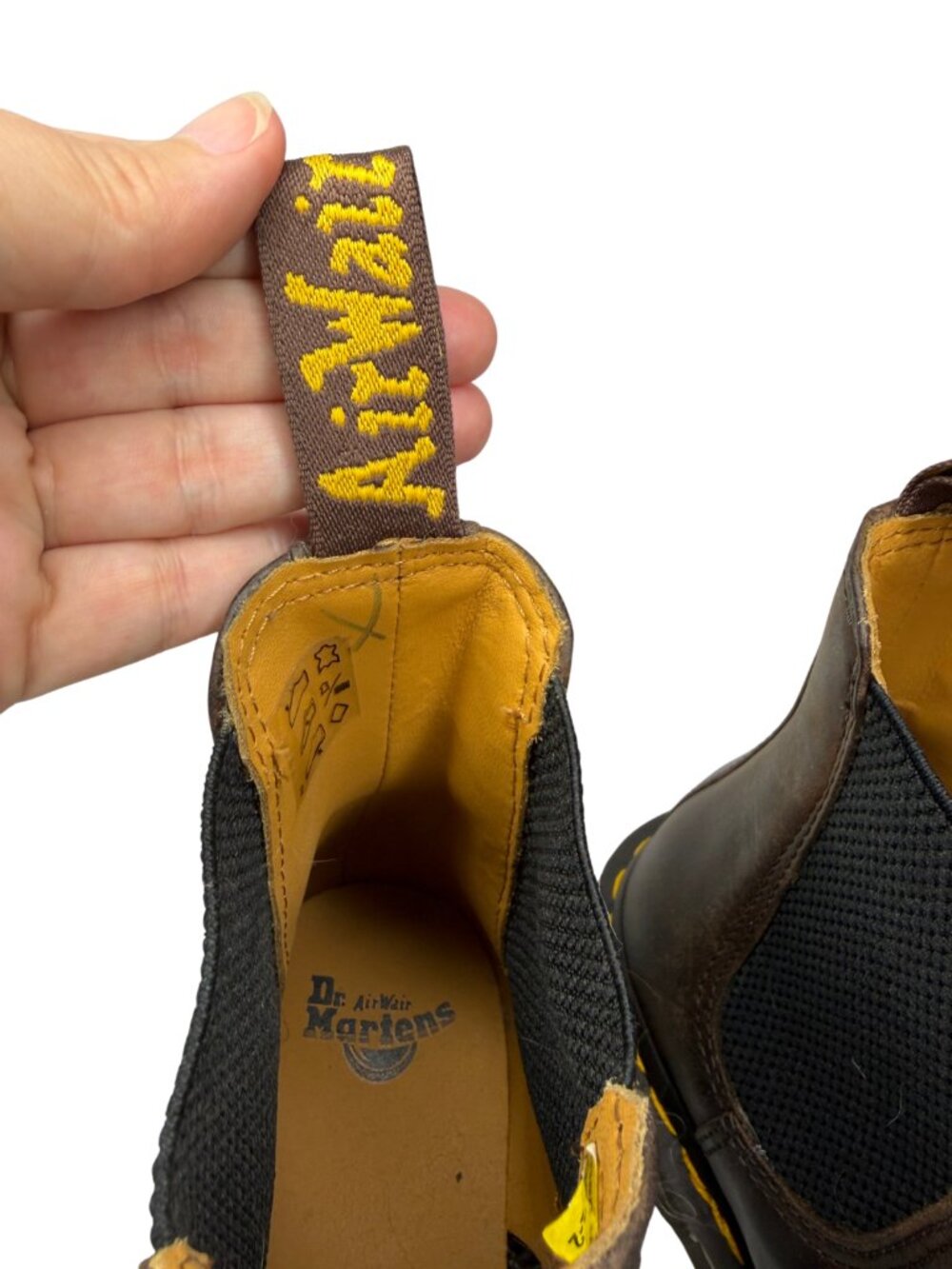 DR. MARTENS NWOB 2976 Bex Crazy Horse Leather Chelsea Boots Brown Size 7M - Picture 9 of 11